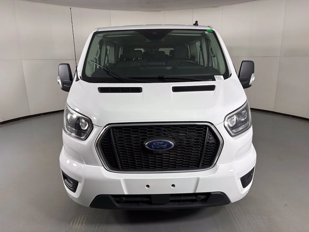 Used 2023 White Ford XLT image 3