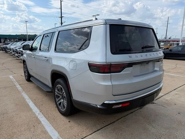 Used 2024 Silver Jeep Series II image 5