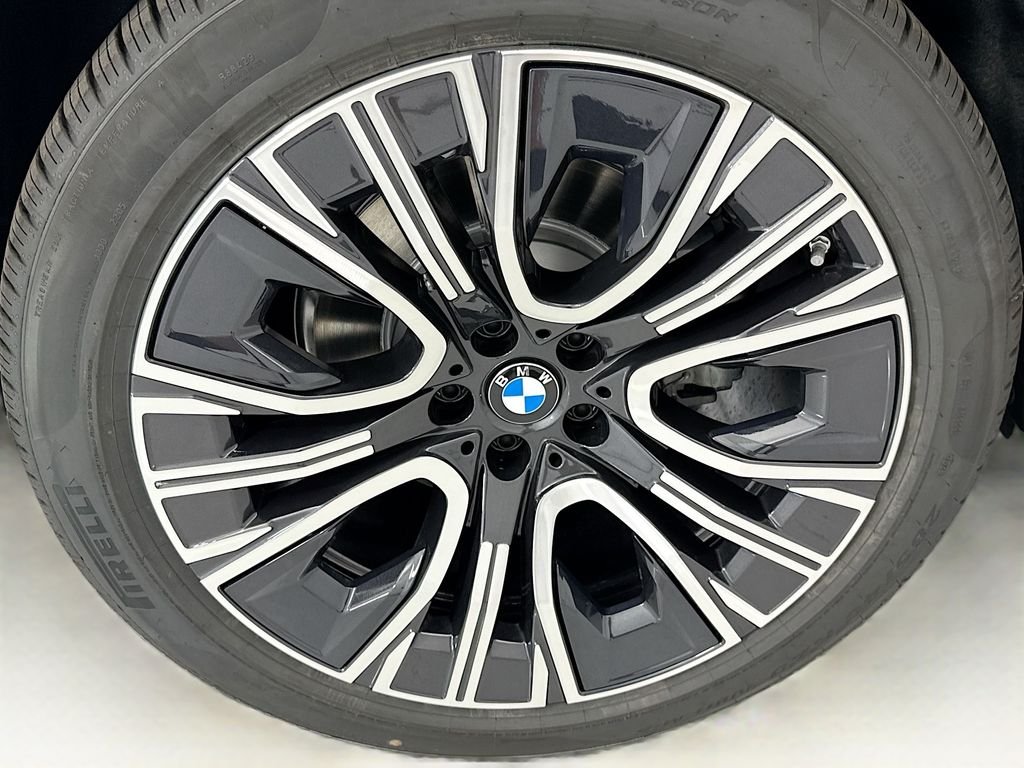 New 2026 Blue Metallic BMW 30 xDrive image 31