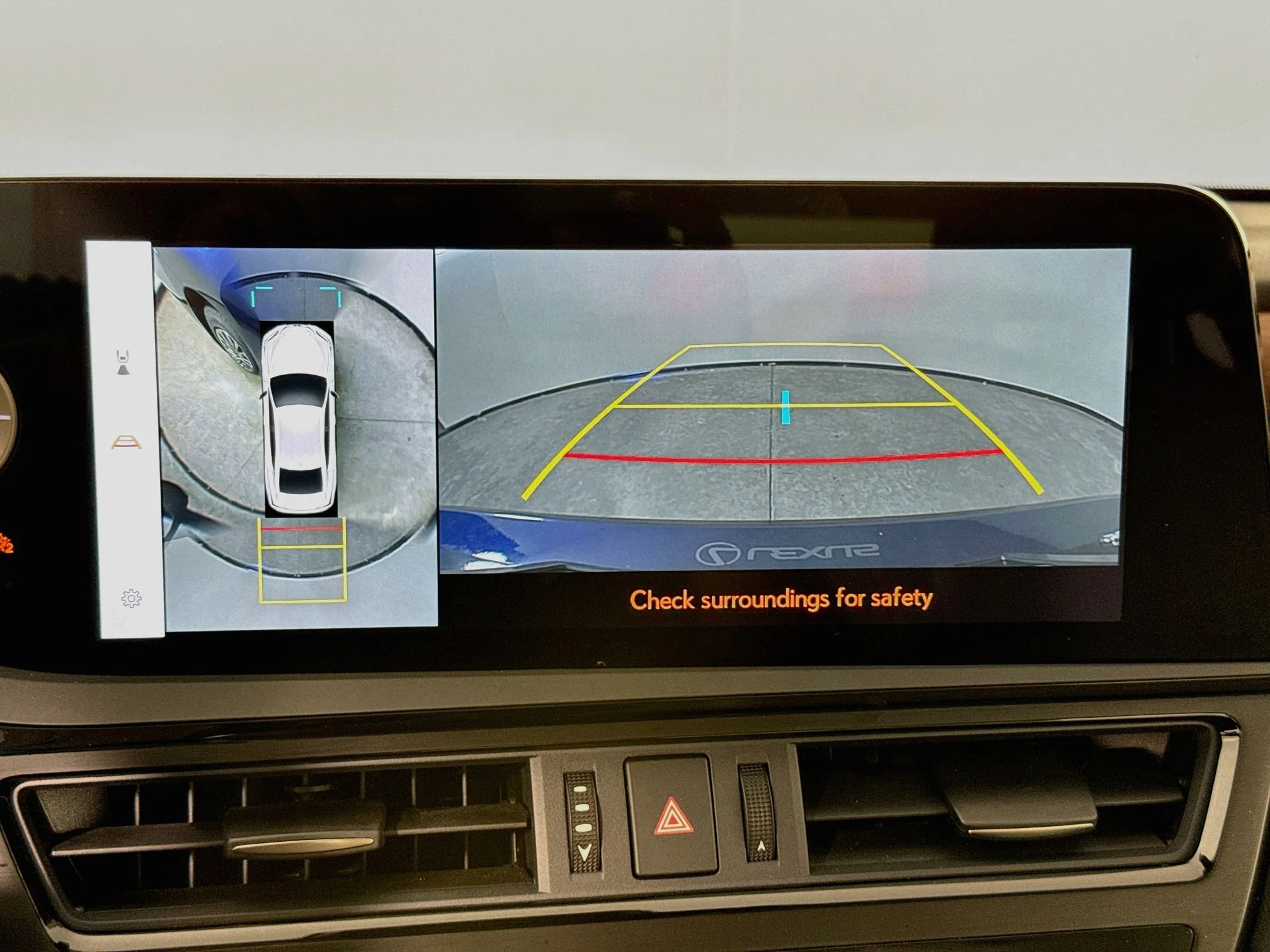 Certified Used 2025 Mica Lexus 300h Ultra Luxury image 16