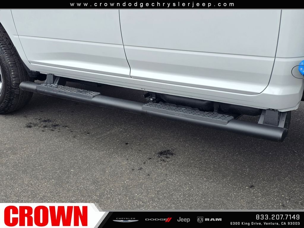 New 2026 Bright White Clear-Coat Exterior Paint RAM Tradesman image 11