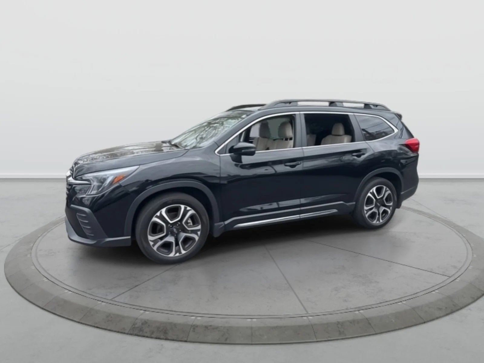 2023 Subaru Ascent Limited - Photo 4