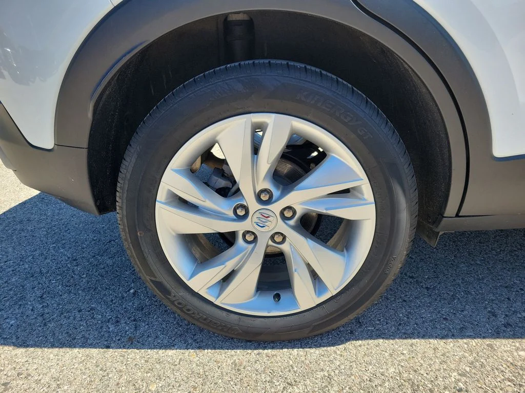 Used 2024 White Buick Preferred image 5