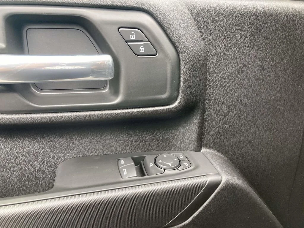 New 2026 Onyx Black GMC Pro image 12