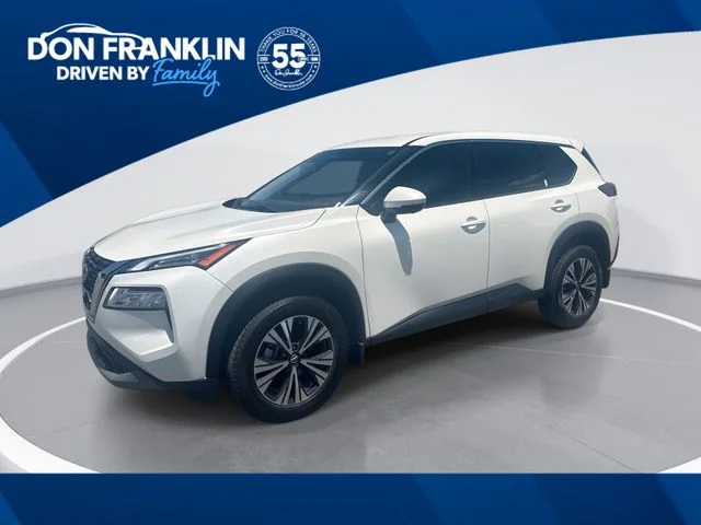 Used 2021 White Nissan SV image 1