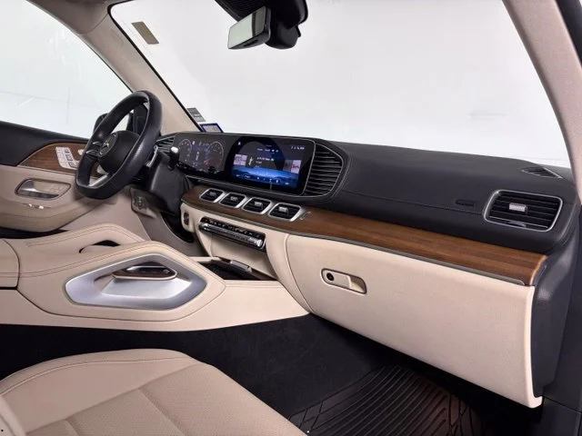 Used 2024 White Mercedes-Benz GLS 450 image 49