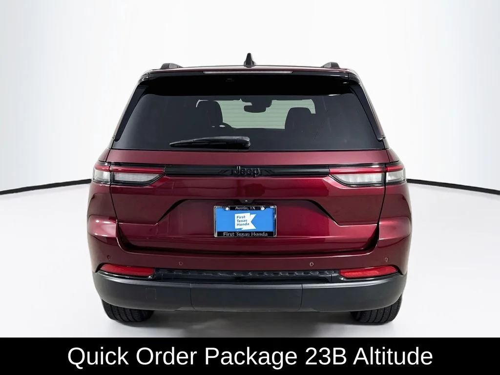 Used 2023 Velvet Red Pearlcoat Jeep Altitude image 7