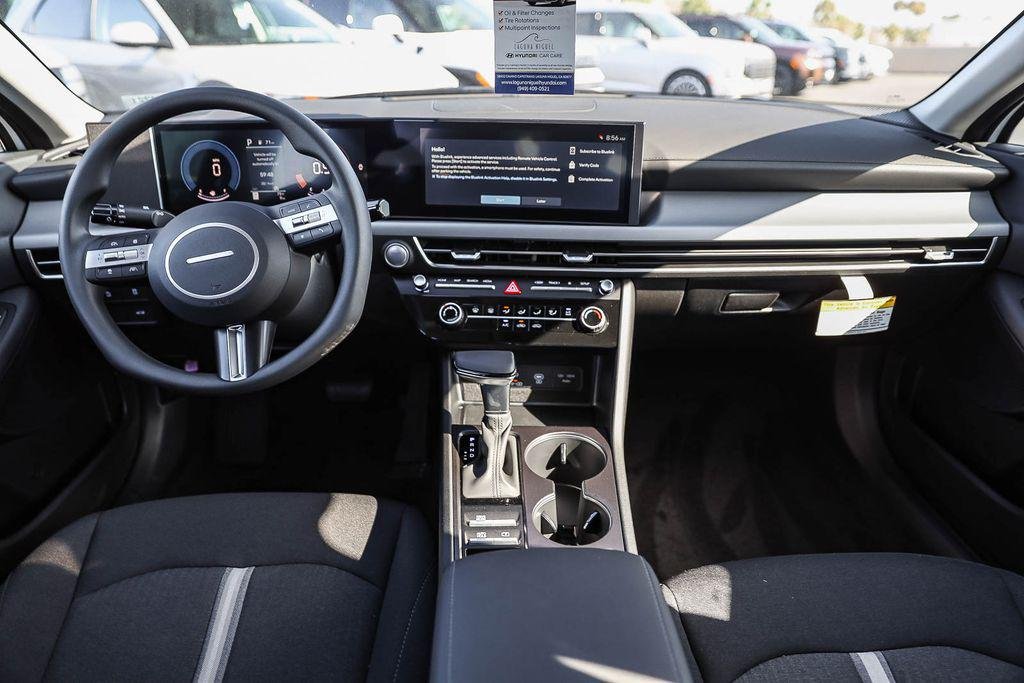 New 2026 White Hyundai SE image 15