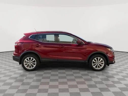 Used 2022 Pearl Metallic Nissan SV image 2