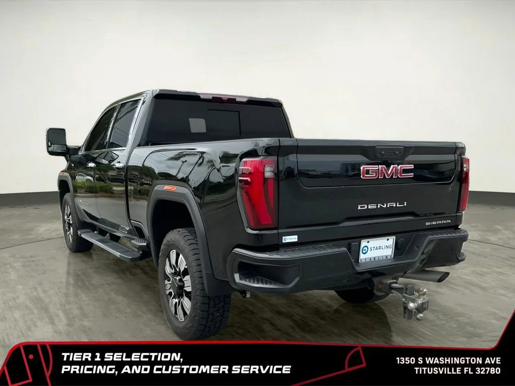 Used 2024 Onyx Black GMC Denali image 8