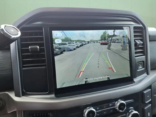 Used 2025 White Ford XLT image 28