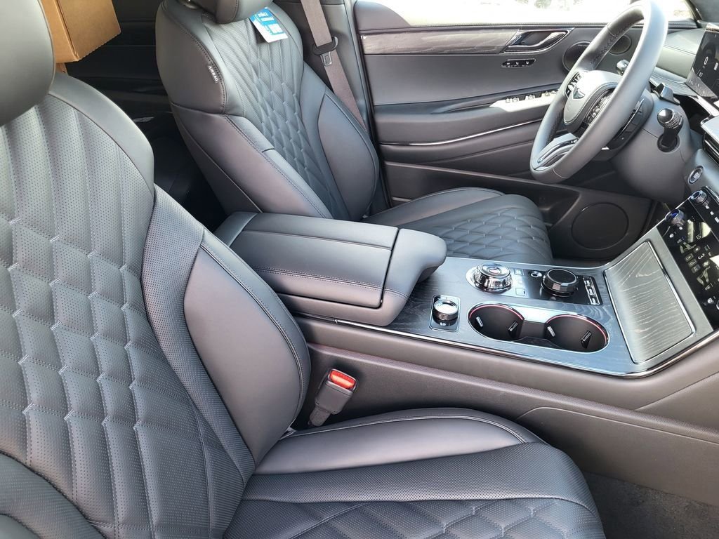New 2026 White Genesis 2.5T PRESTIGE BLACK image 13