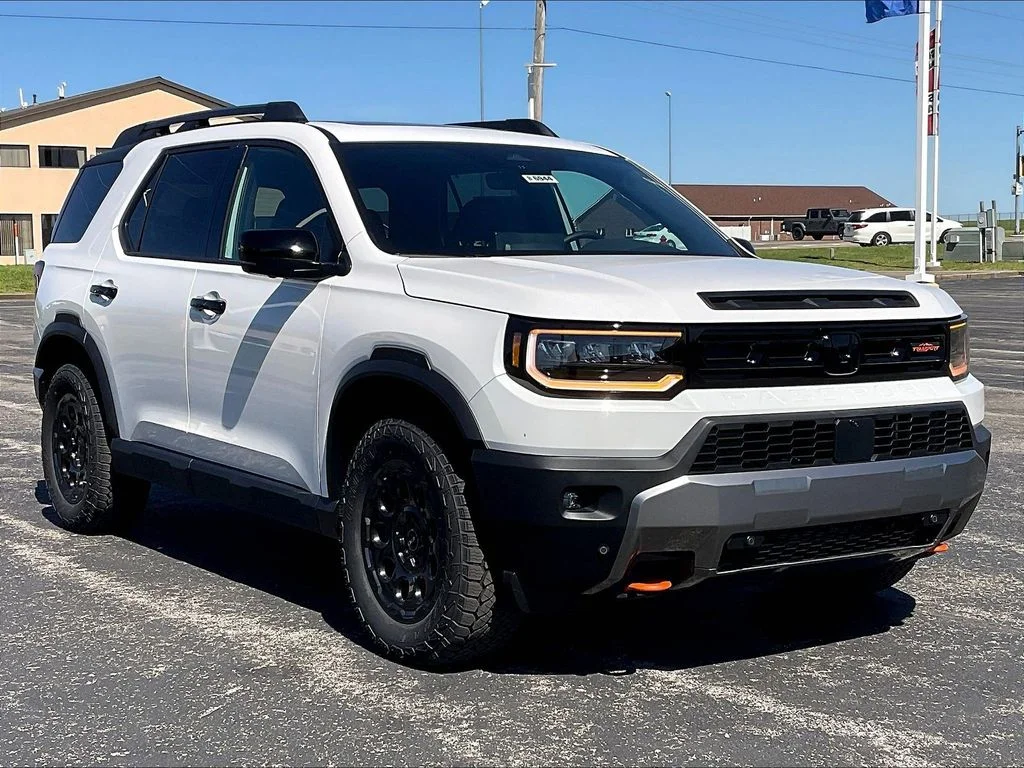 New 2026 Platinum White Pearl Honda TrailSport Elite Blackout image 1