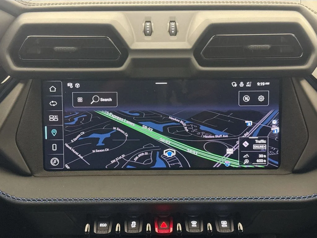 2025 Lamborghini Urus SE - Photo 13