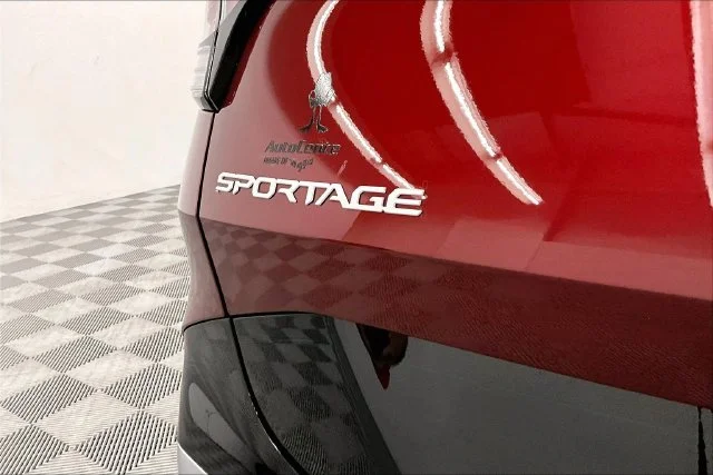 Used 2025 Dawning Red Kia SX-Prestige image 9