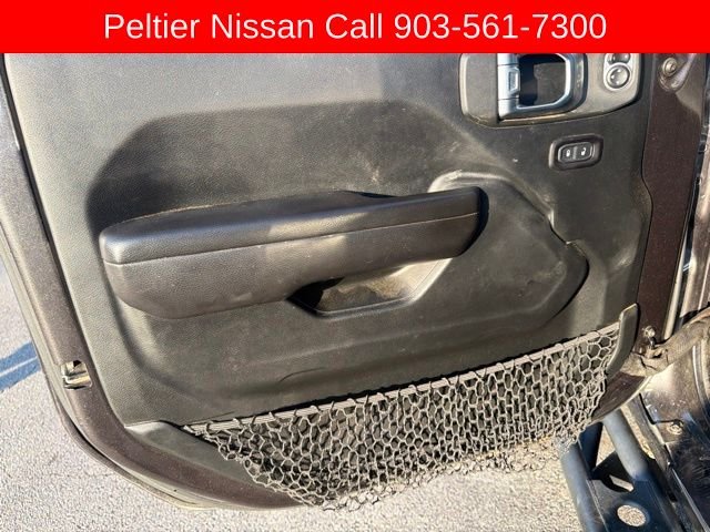 Used 2018 Gray Jeep Unlimited Sport S image 11