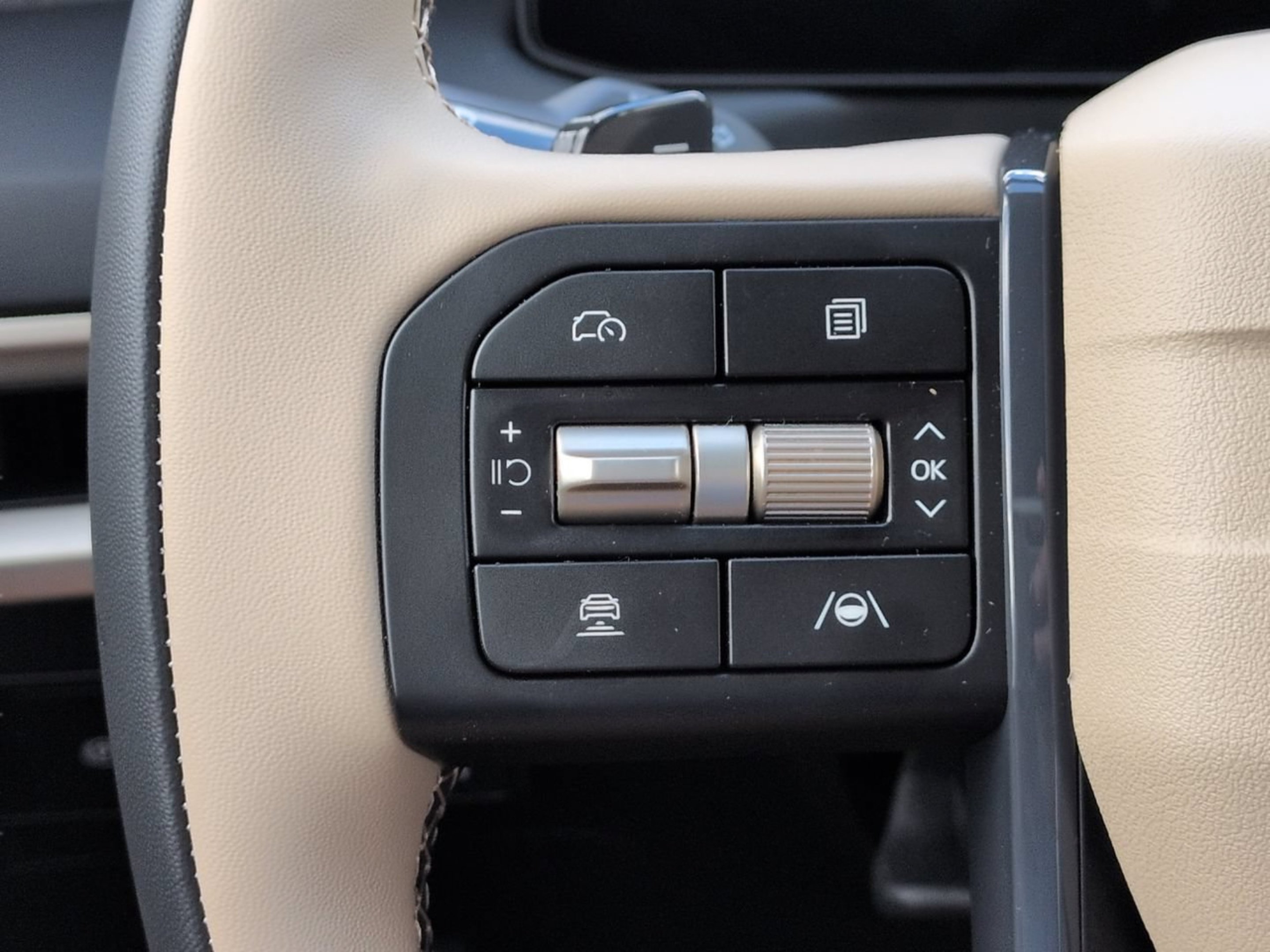 New 2027 Black Jade Green Kia EX image 27