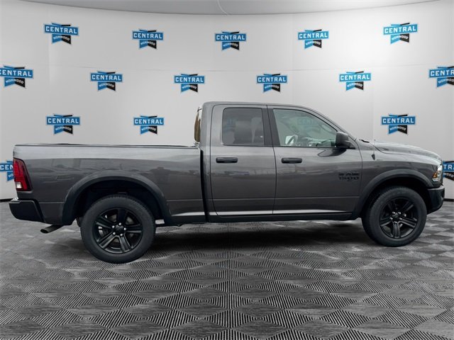 2022 Ram 1500 Classic Warlock photo 3