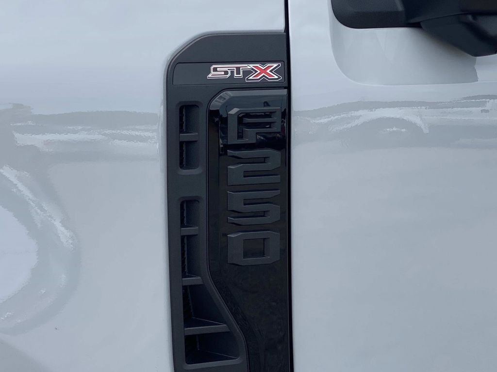 2026 Ford F-250 Super Duty XL - Photo 8
