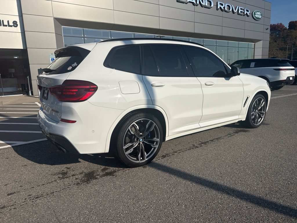 Used 2021 Alpine White BMW M40i image 6