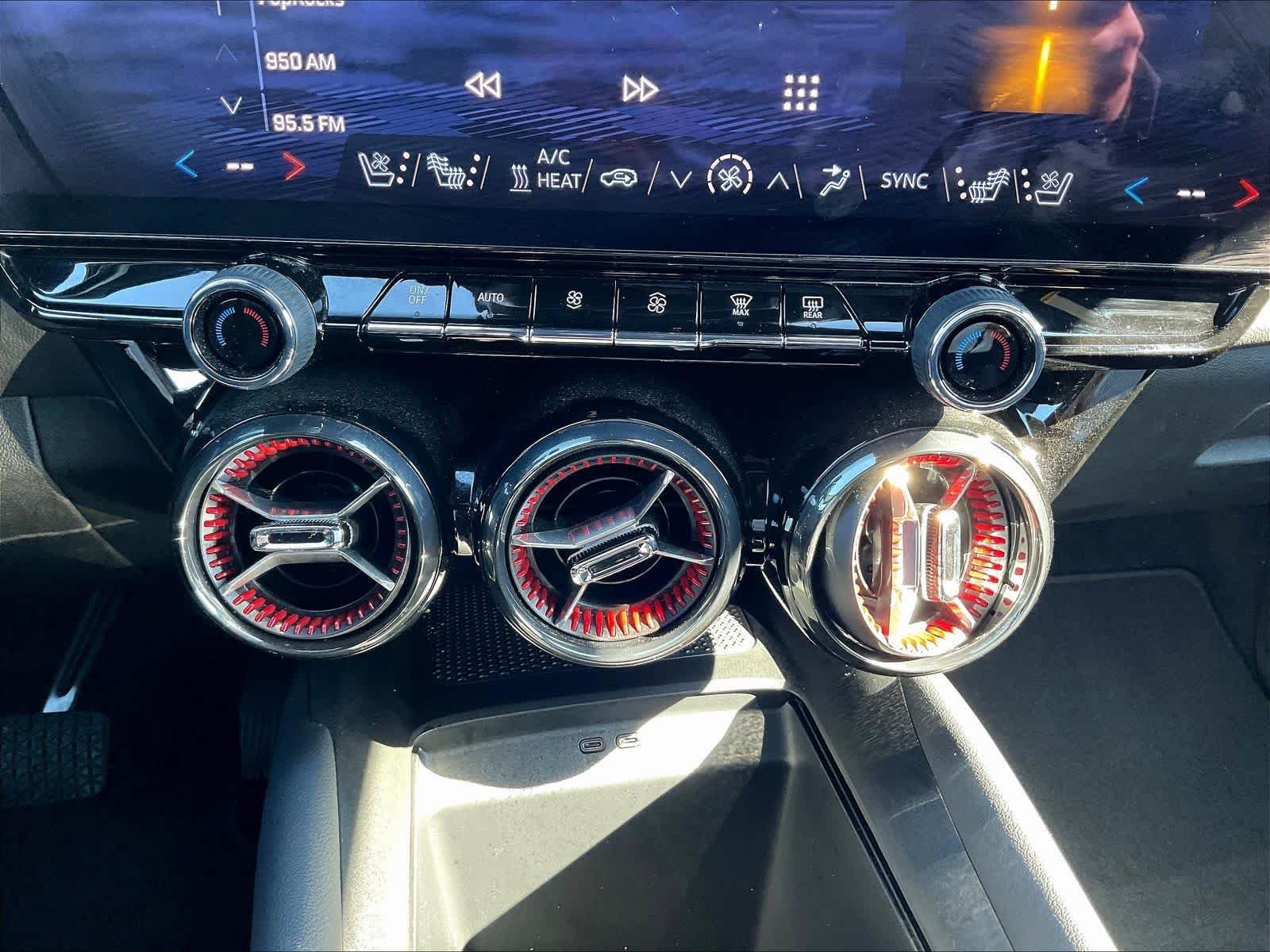 2024 Chevrolet Blazer EV RS - Photo 17