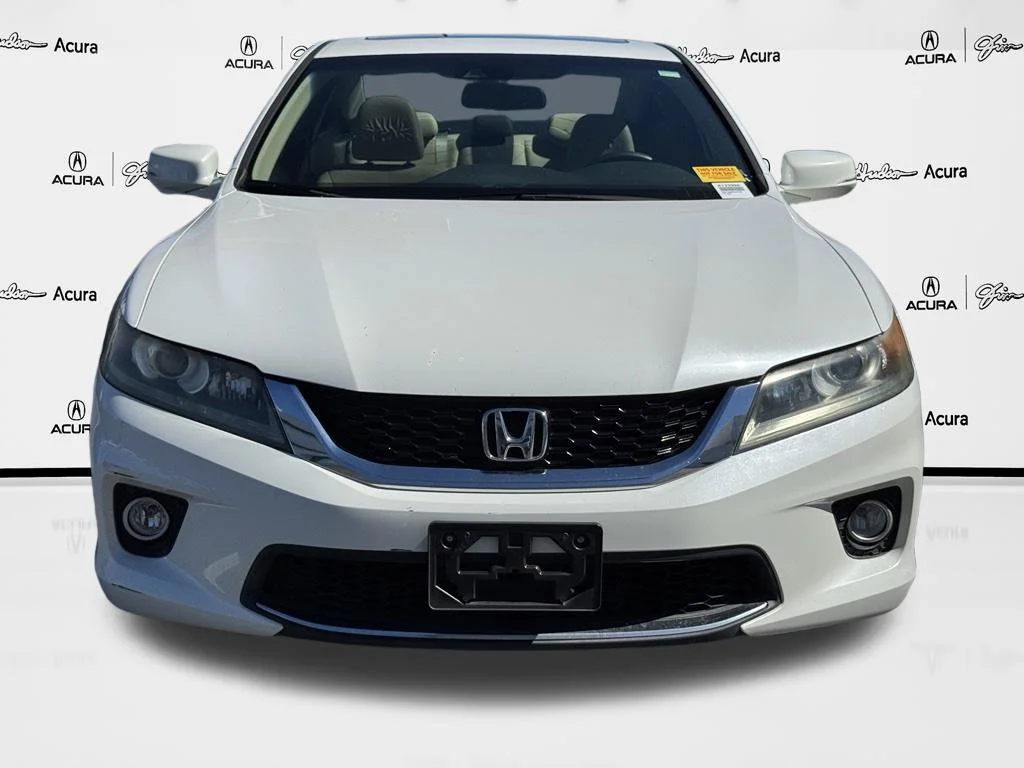 Used 2017  Acura Premium Package image 2