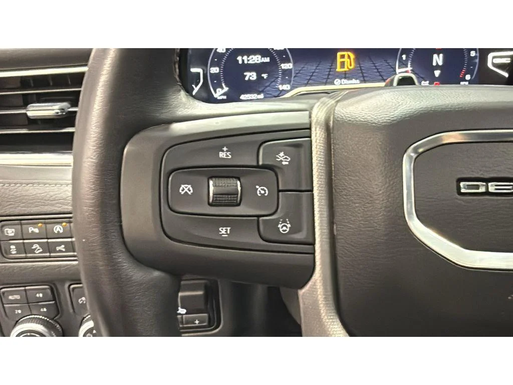 Used 2023 Onyx Black GMC Denali image 21