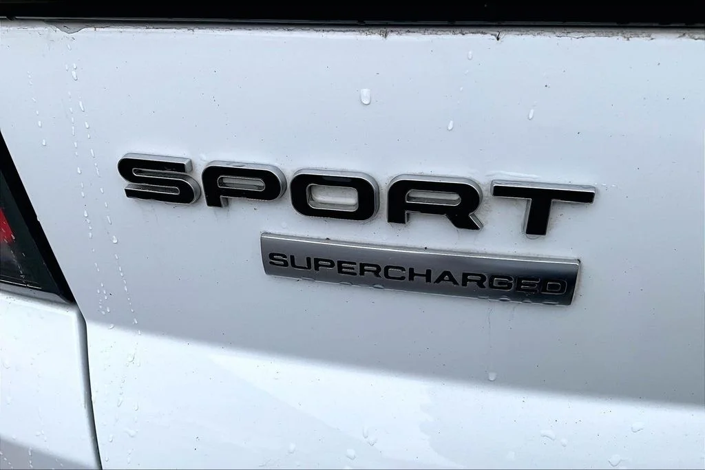 Used 2018 White Land Rover Supercharged image 24