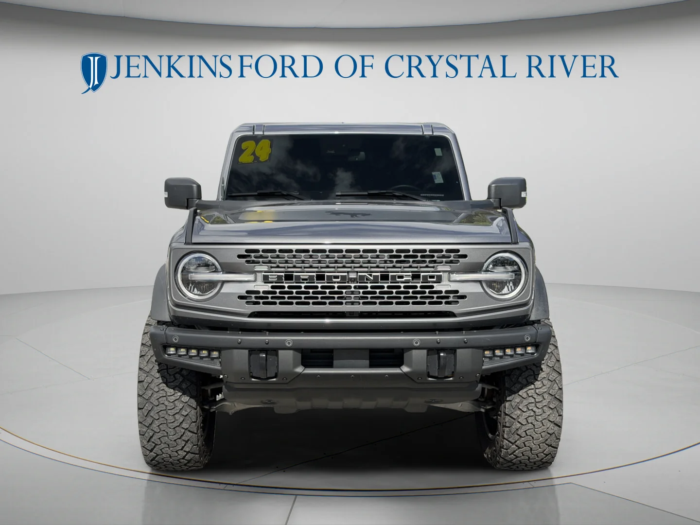 Used 2024 Carbonized Gray Metallic Ford Badlands image 10