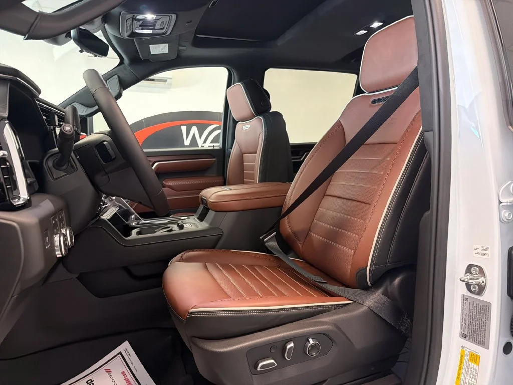New 2026 Glacier White Tricoat GMC Denali Ultimate image 13