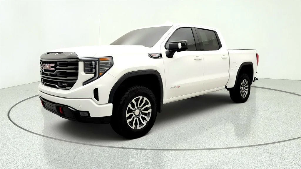 2023 GMC Sierra's photo