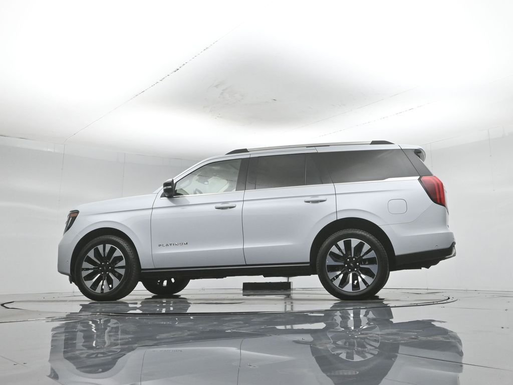 Used 2025 Silver Ford Platinum image 60