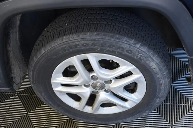 Used 2019 Blue Jeep Sport image 12