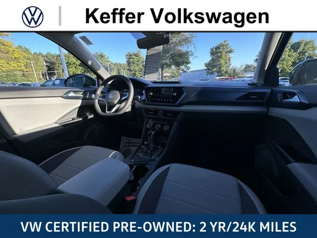 Certified Used 2023 Black Volkswagen 1.5T SE image 30