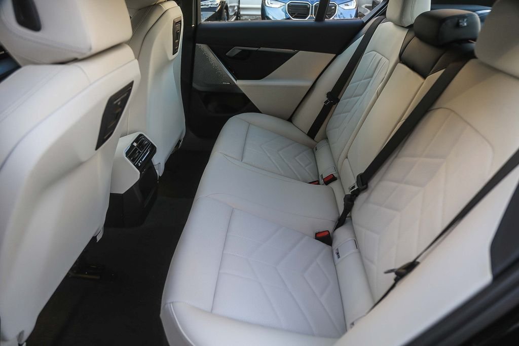 Used 2026 Black Sapphire Metallic BMW 530i image 15