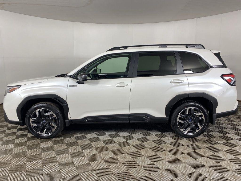 2025 Subaru Forester Limited - Photo 10