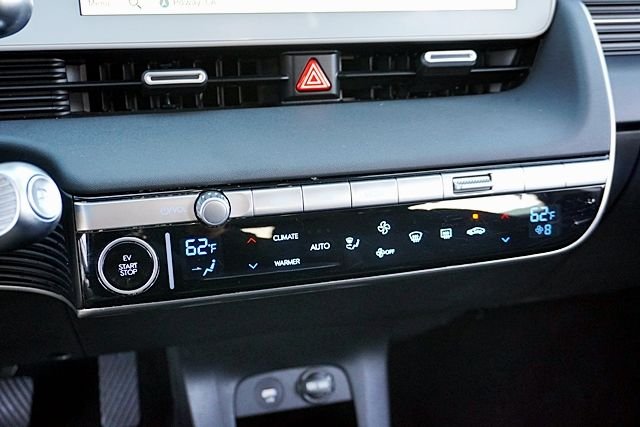 Used 2024 Blue Hyundai SEL image 26