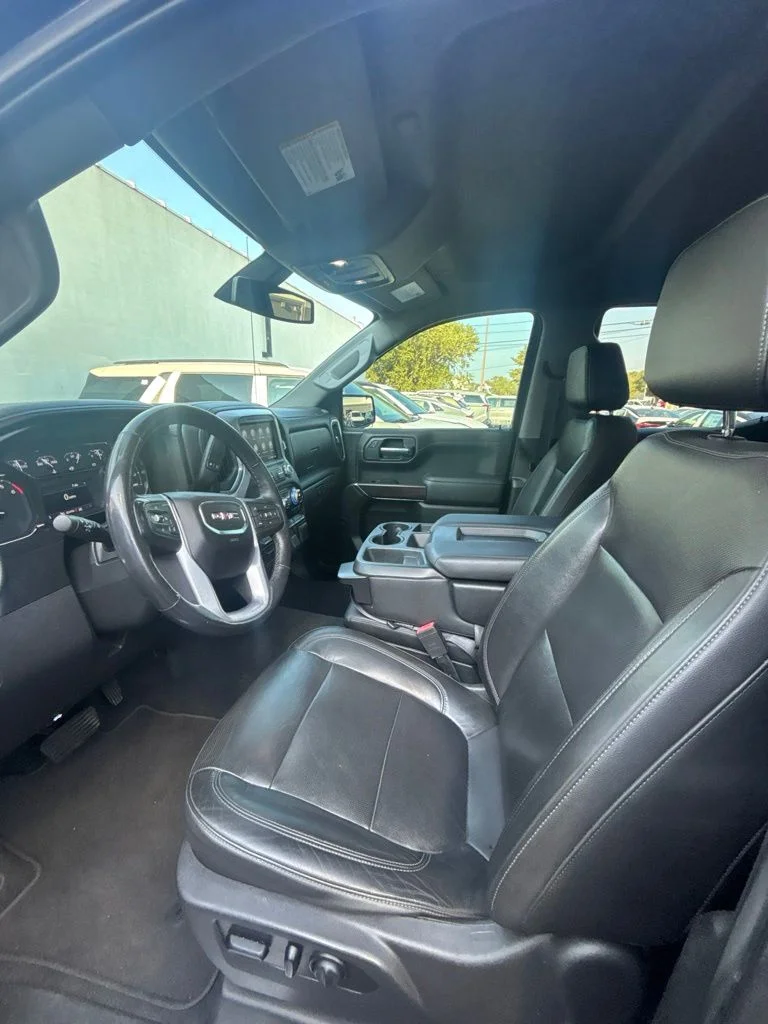 Used 2020 Black GMC SLT image 12