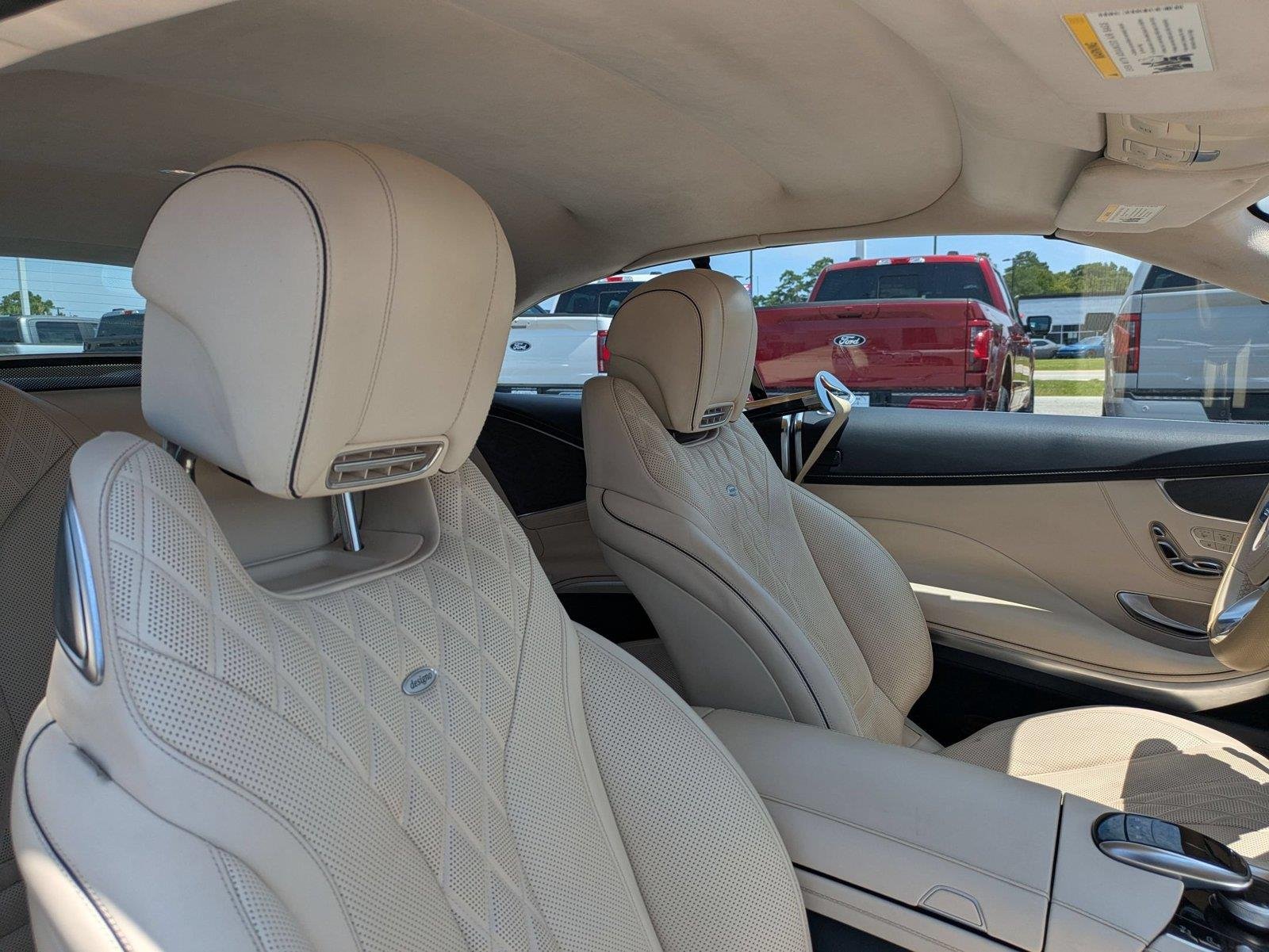 Used 2018 designo Diamond White Metallic Mercedes-Benz S 560 image 30