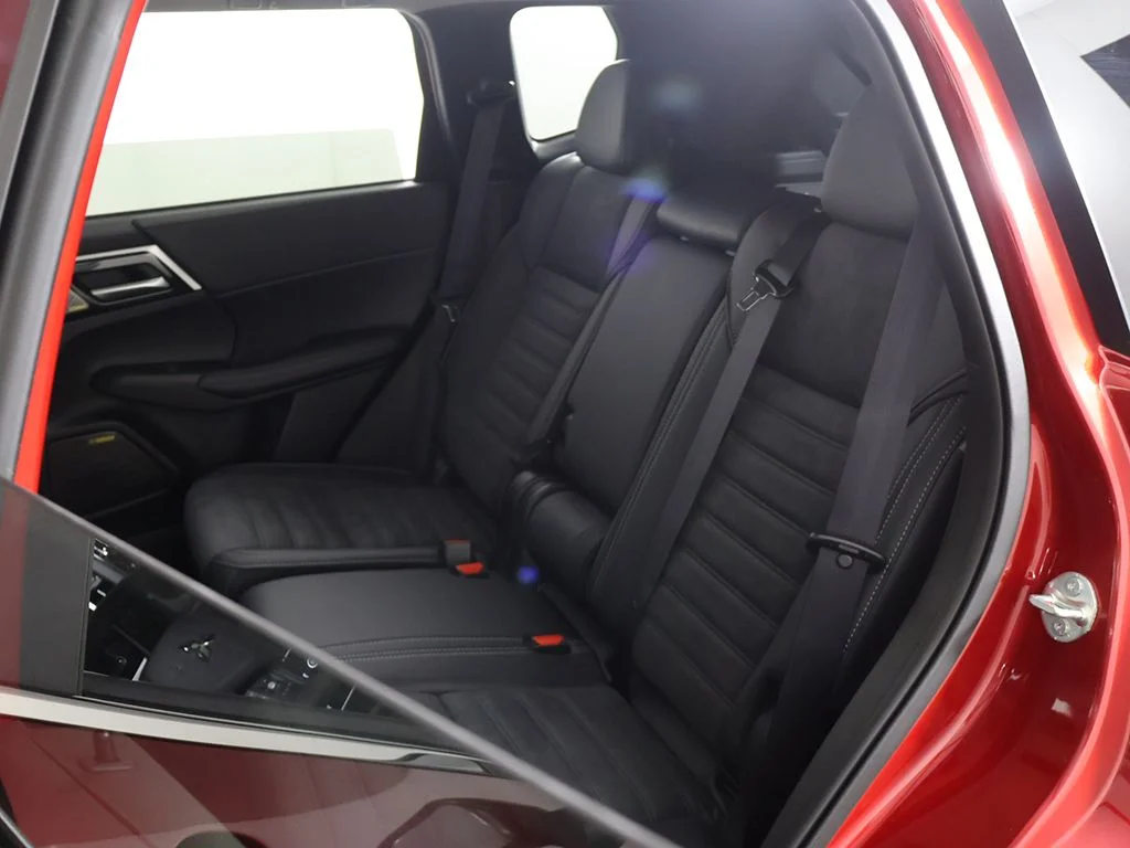 New 2026 Red Mitsubishi SE 1.5T 2WD image 33