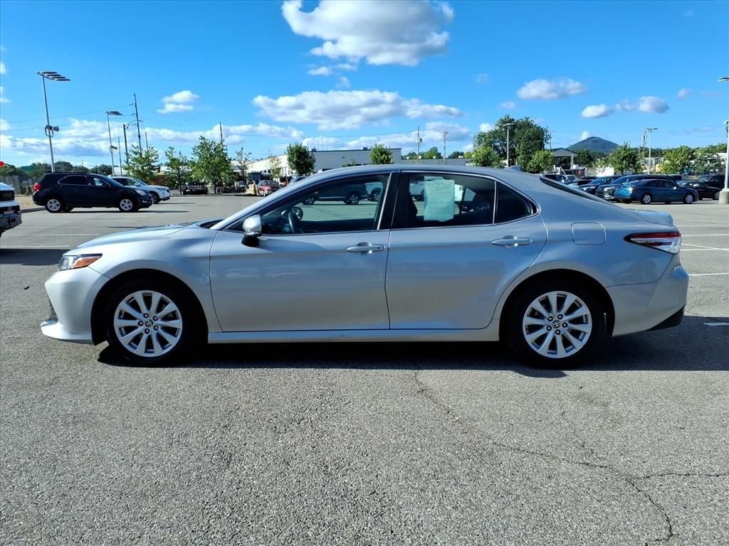 Used 2020 Silver Toyota LE image 8