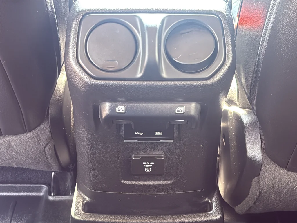 Used 2019 Blue Jeep Unlimited Sahara image 17