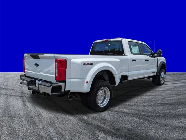 New 2026 Oxford White Ford F-450® XL image 4