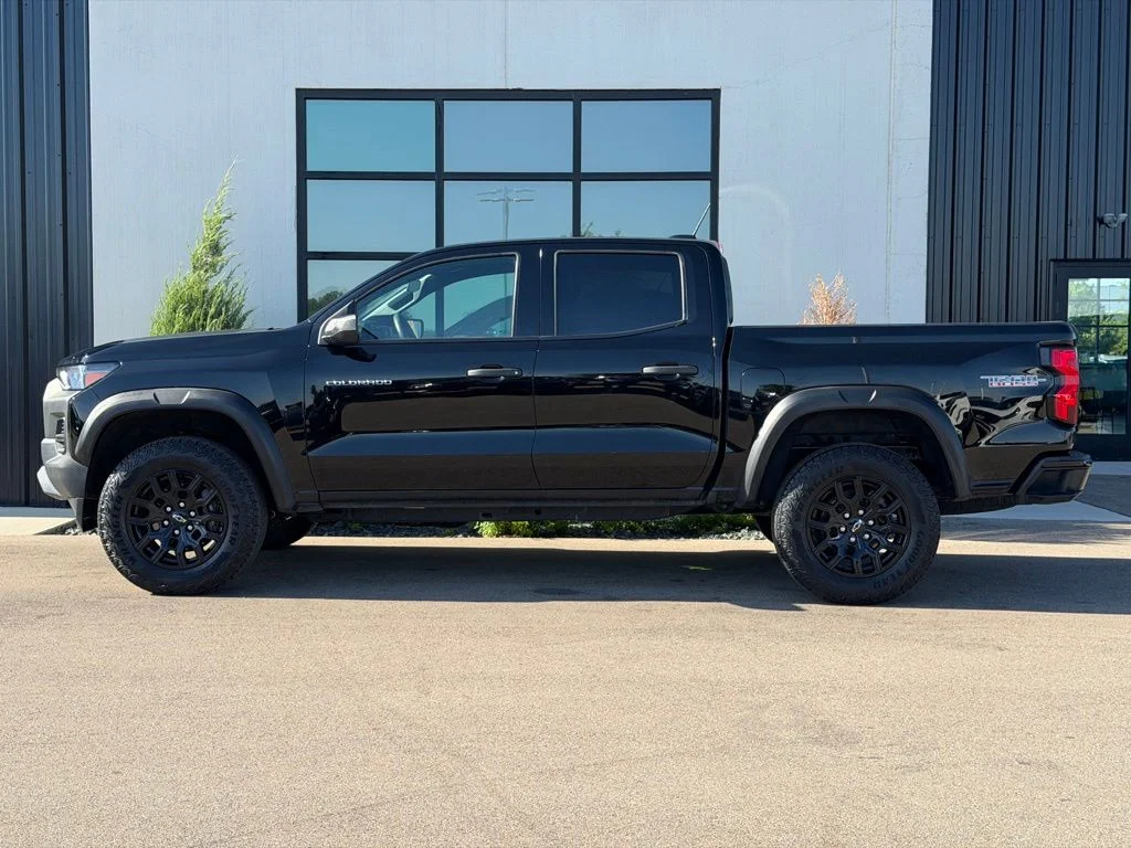 Used 2024 Black Chevrolet Trail Boss image 2