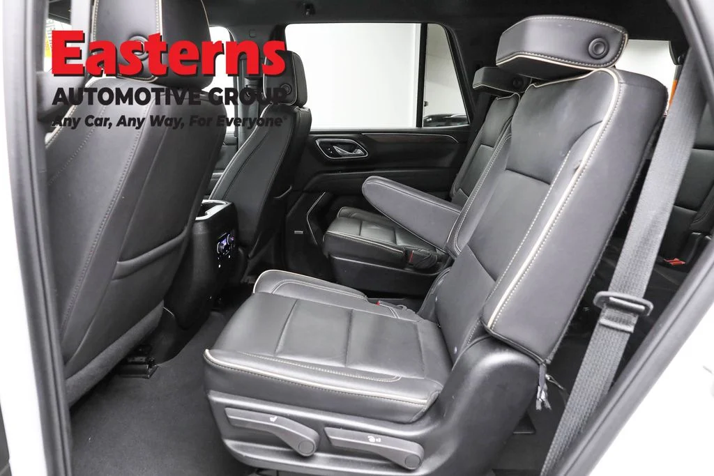 Used 2024 White Chevrolet Premier image 23