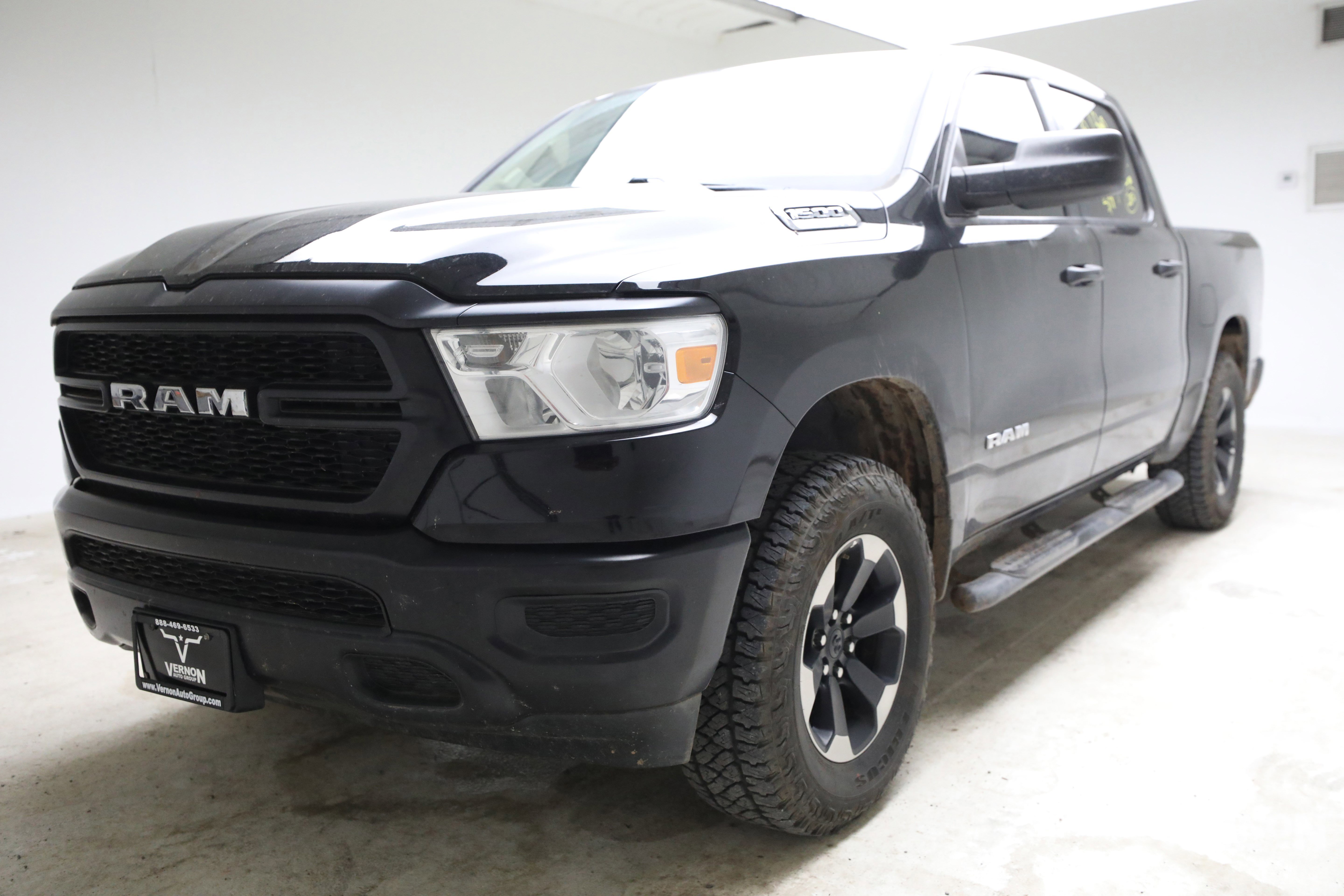 2019 RAM 1500 Tradesman 4x4 Crew Cab 5'7's photo