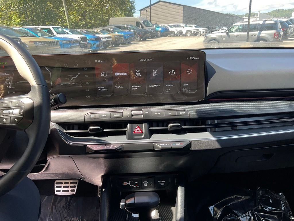 Used 2026 White Kia GT-Line Turbo image 16