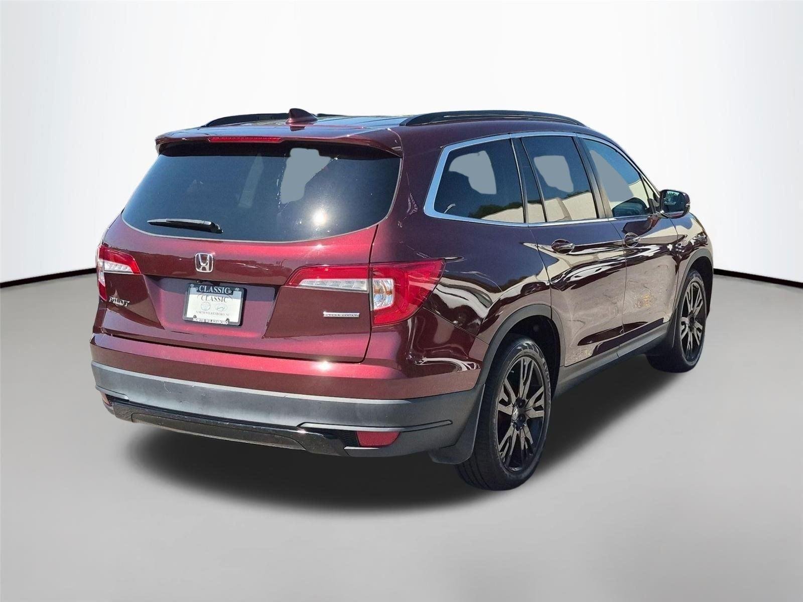 Used 2022 DEEP SCARLET PEARL Honda SE image 5