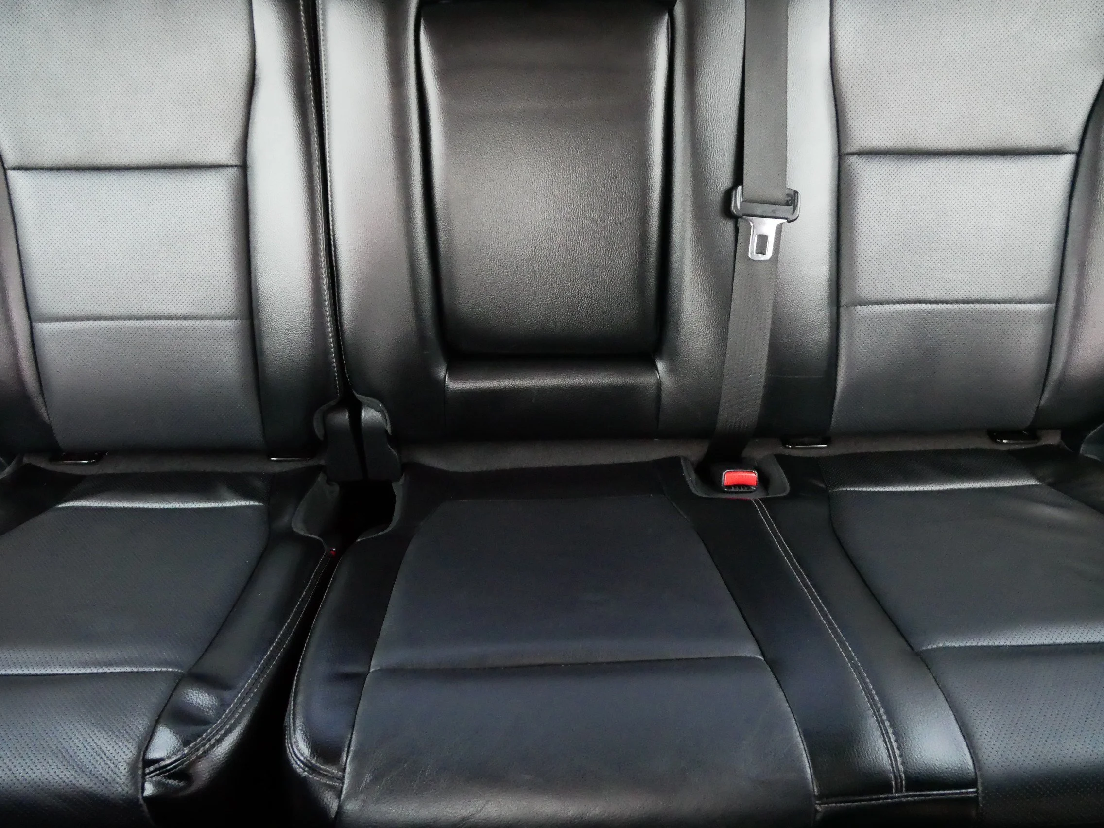 Used 2016 Shadow Black Ford Lariat image 7
