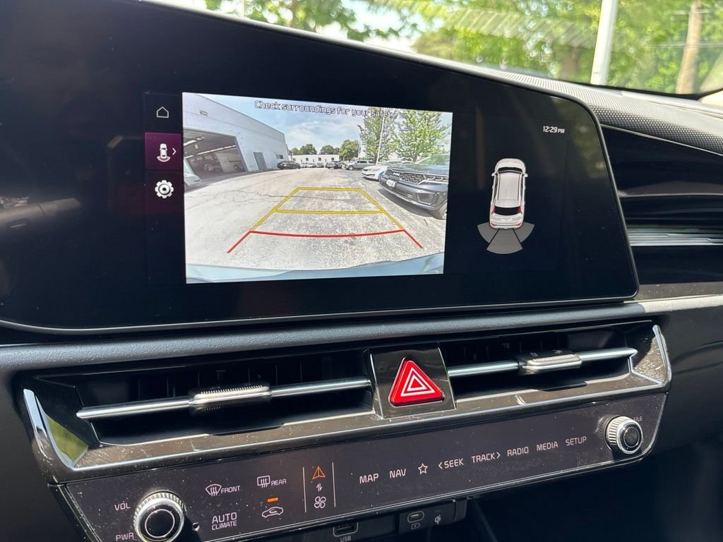 Used 2025 Green Kia EX image 35